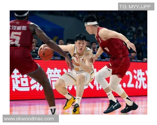 1935直播精彩对决广厦男篮迎战山东队全力争胜展现实力