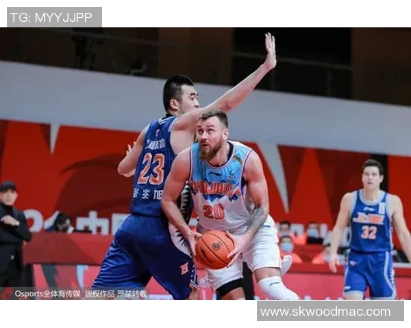 CBA2016赛季新疆队与山东队精彩对决回顾与分析